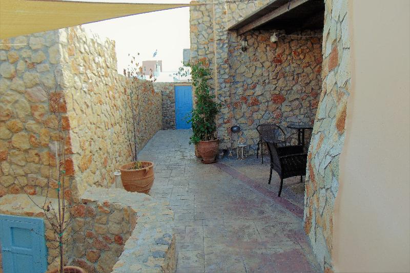 Archangels Traditional Houses Karterados  Extérieur photo